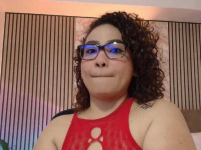 juliramirez2 live cam on BongaCams