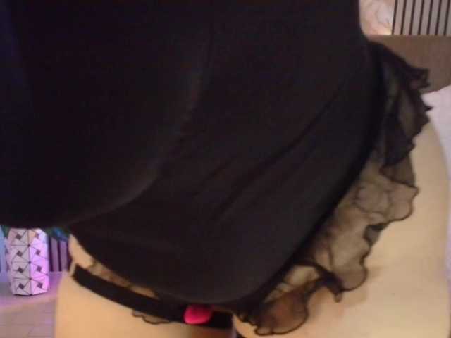 juliramirez2 live cam on BongaCams