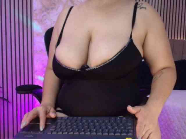 juliramirez2 webcam