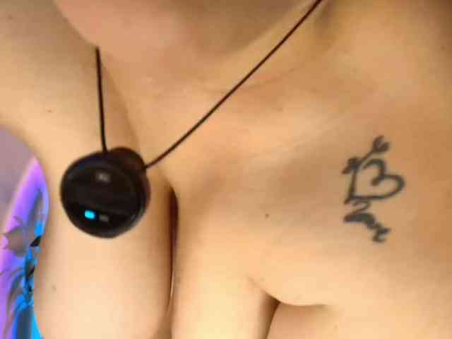 juliramirez2 webcam