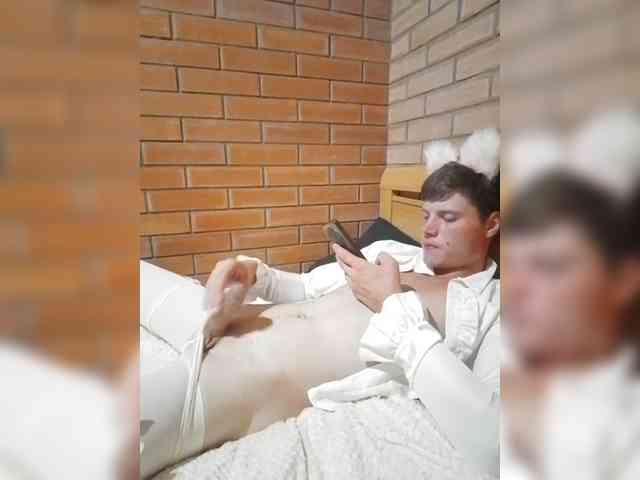 Daniil-1a Live Webcam on BongaCams