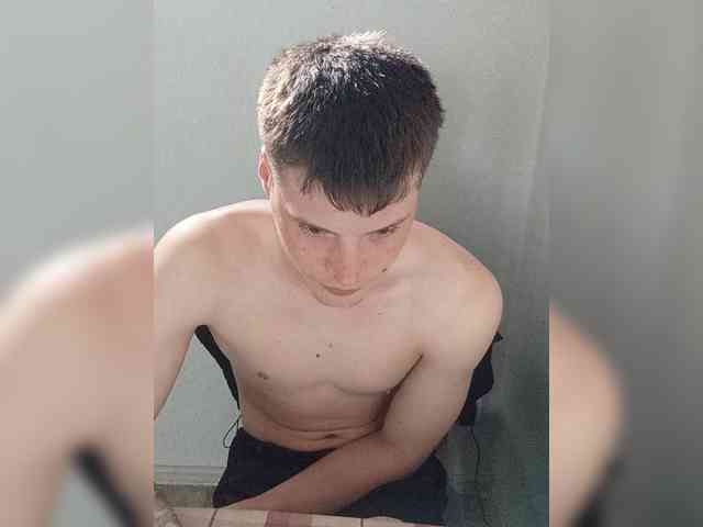 Daniil-1a Live Webcam on BongaCams