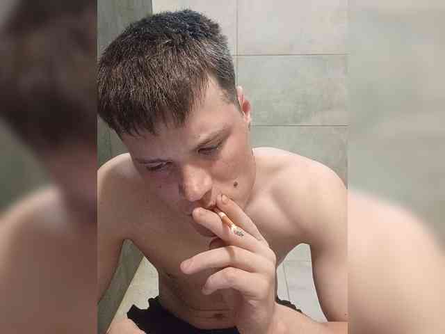 Daniil-1a Live Webcam on BongaCams