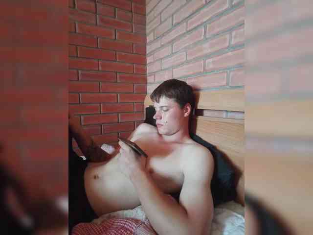 Daniil-1a Sex Cam Show