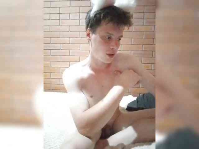 Daniil-1a Sex Cam Show