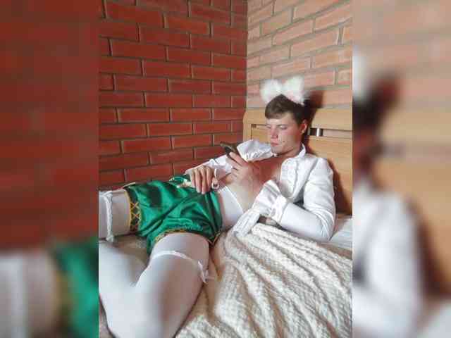 Daniil-1a Live Webcam on BongaCams
