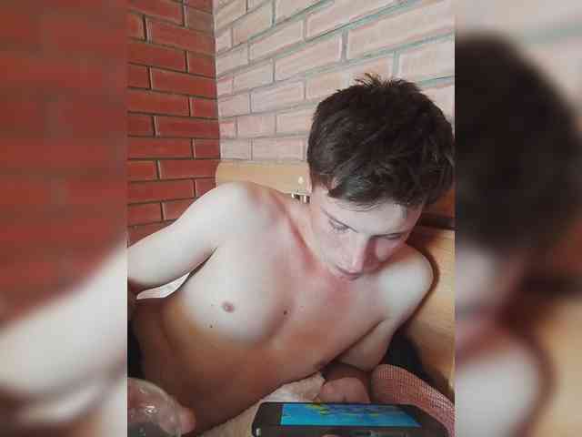 Daniil-1a Sex Cam Show