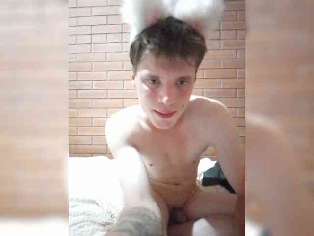 Daniil-1a Sex Cam Show