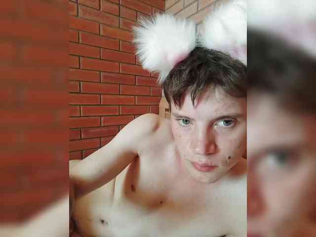 Daniil-1a Sex Cam Show