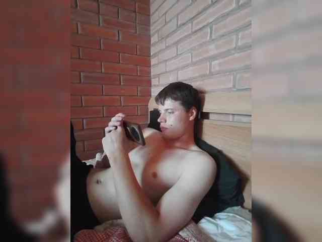 Daniil-1a Sex Cam Show