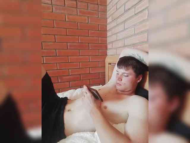 Daniil-1a Sex Cam Show