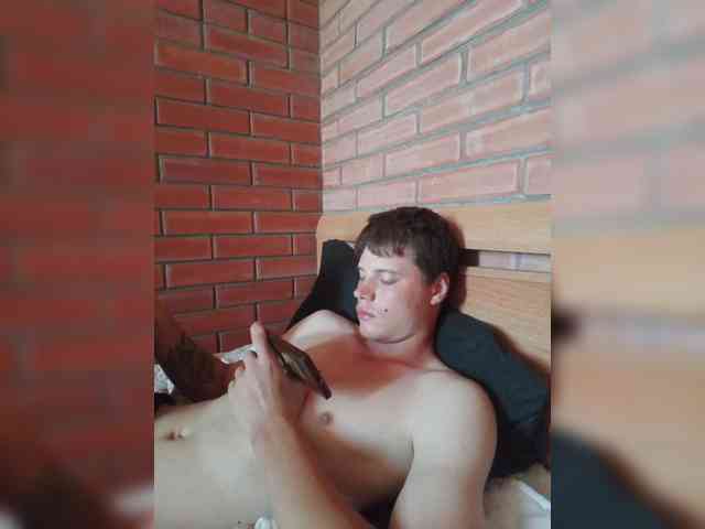 Daniil-1a Sex Cam Show