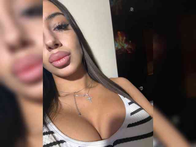 MelissaBrayn20 webcam