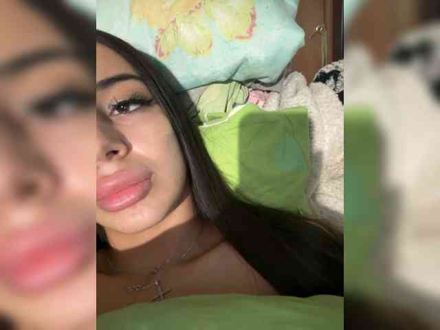 MelissaBrayn20 webcam