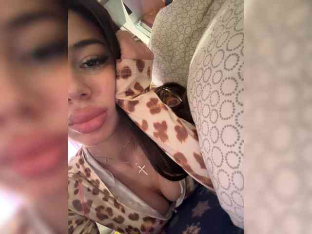 MelissaBrayn20 webcam
