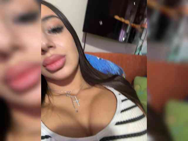 MelissaBrayn20 webcam