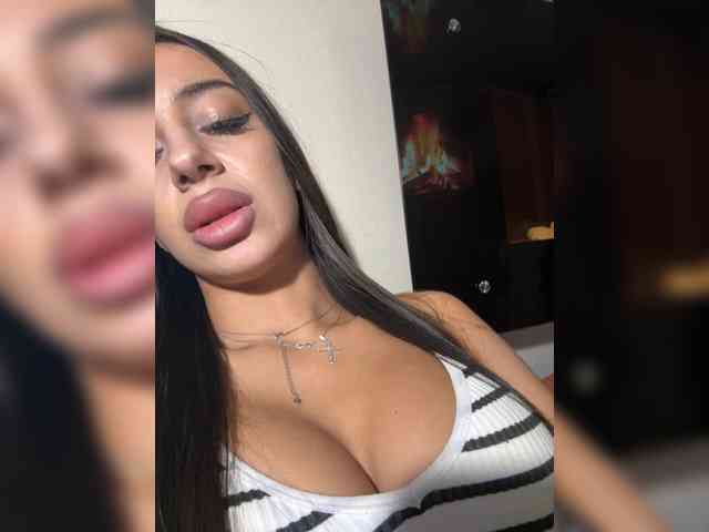 MelissaBrayn20 webcam