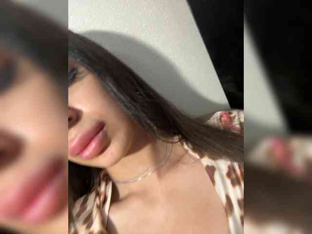MelissaBrayn20 webcam