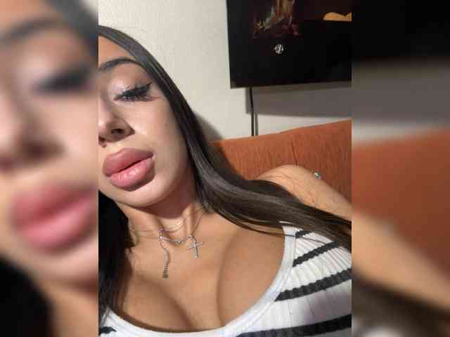 MelissaBrayn20 webcam
