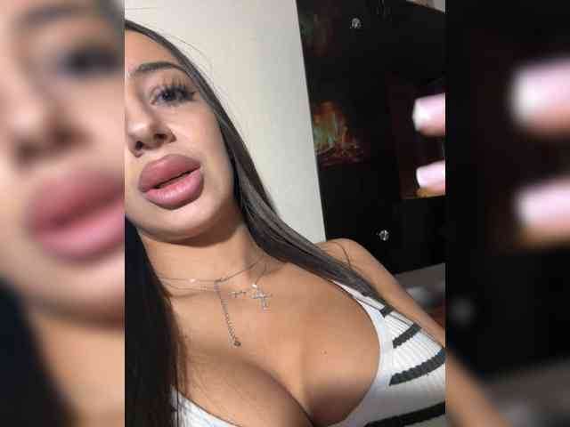 MelissaBrayn20 webcam