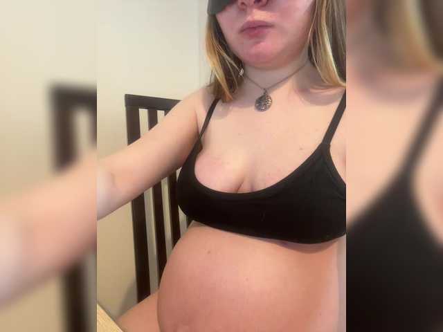 LilianaStars live cam