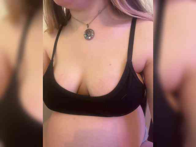 LilianaStars webcam