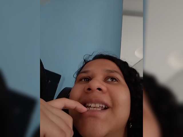 MedusaFoxx live cam on BongaCams