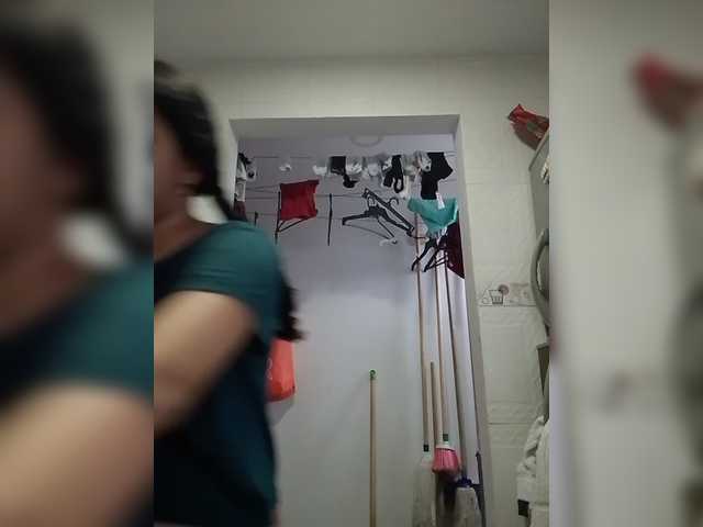 MedusaFoxx live cam on BongaCams