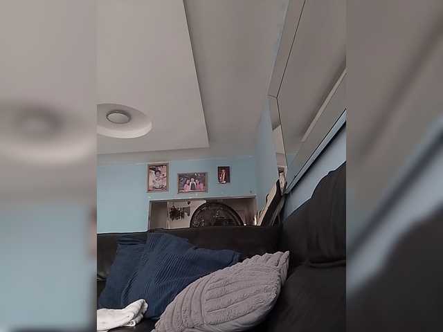 MedusaFoxx live cam on BongaCams