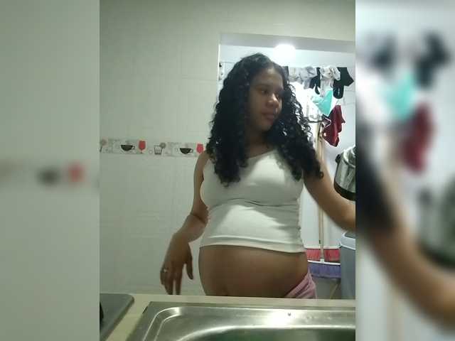MedusaFoxx live cam on BongaCams