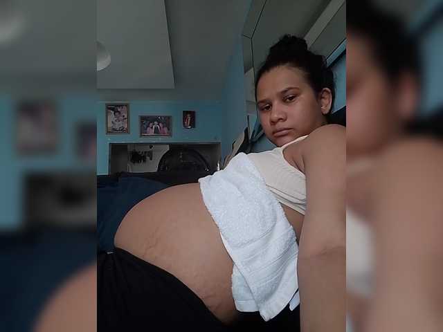 MedusaFoxx live cam on BongaCams