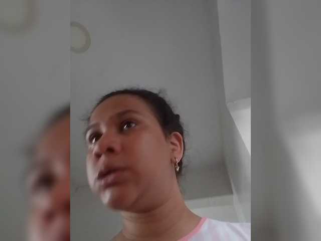 MedusaFoxx live cam on BongaCams