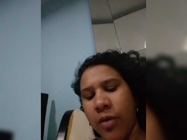 MedusaFoxx live cam on BongaCams