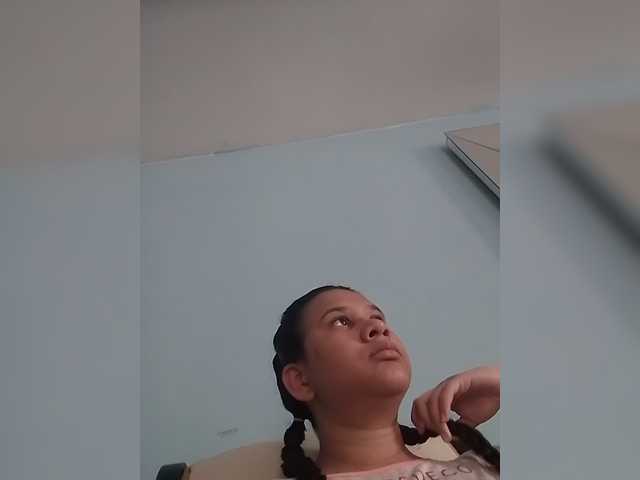 MedusaFoxx live cam on BongaCams