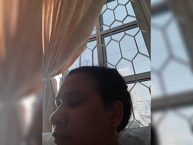 MedusaFoxx live cam on BongaCams