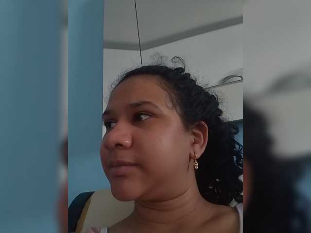 MedusaFoxx live cam on BongaCams