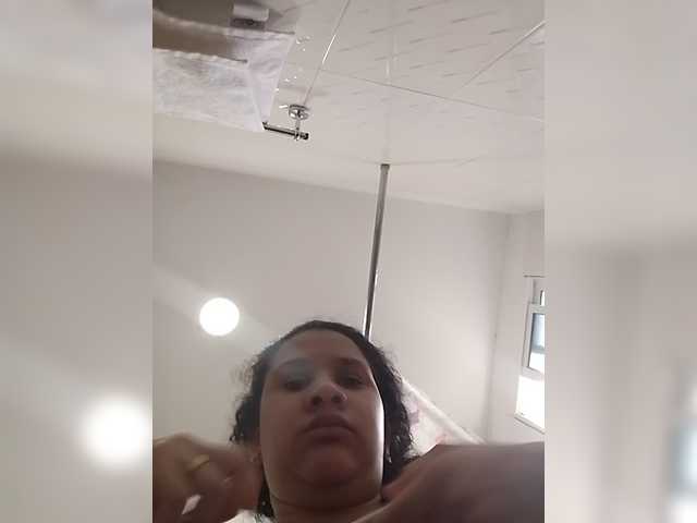 MedusaFoxx live cam on BongaCams
