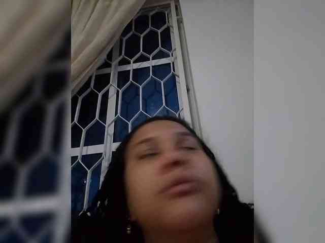MedusaFoxx webcam