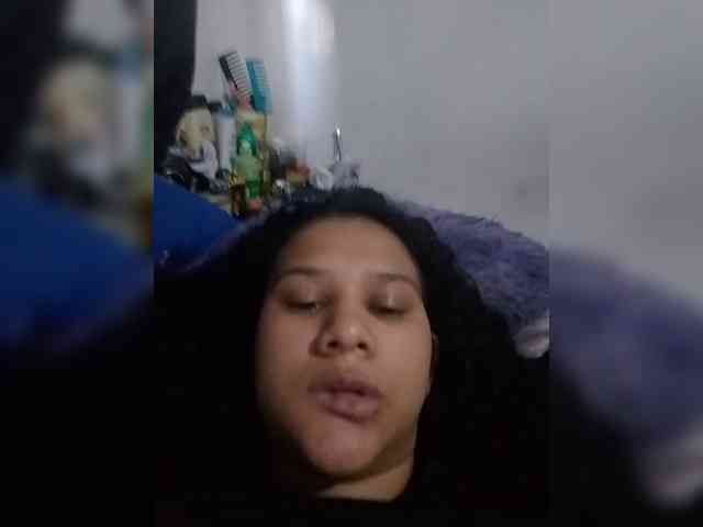 MedusaFoxx webcam