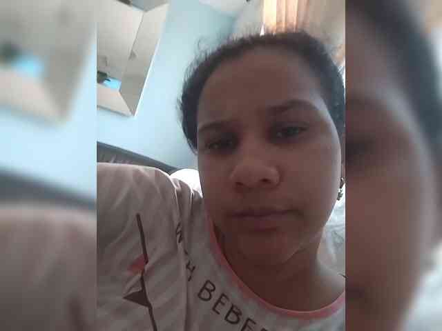 MedusaFoxx webcam