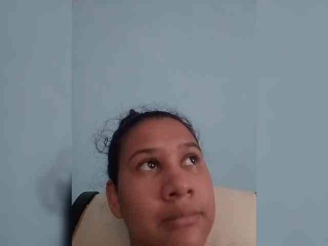 MedusaFoxx webcam