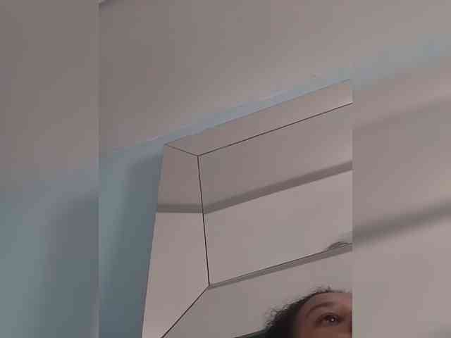 MedusaFoxx webcam