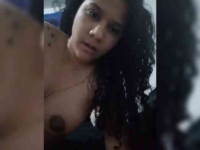 MedusaFoxx webcam