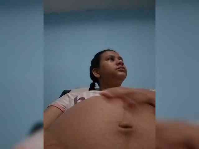 MedusaFoxx webcam