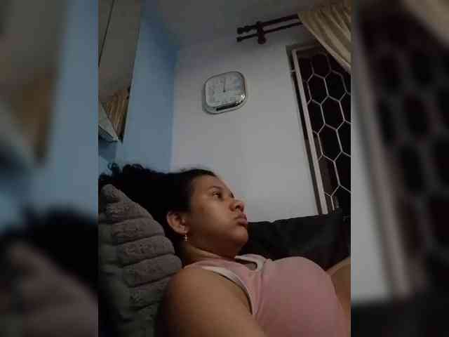 MedusaFoxx webcam