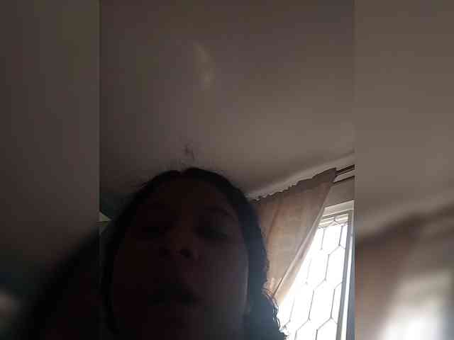 MedusaFoxx webcam