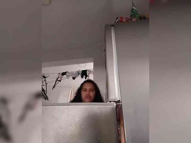 MedusaFoxx webcam