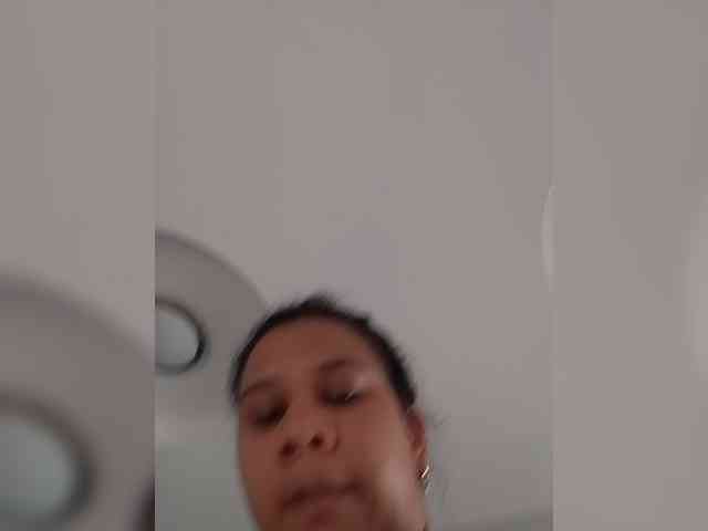 MedusaFoxx webcam