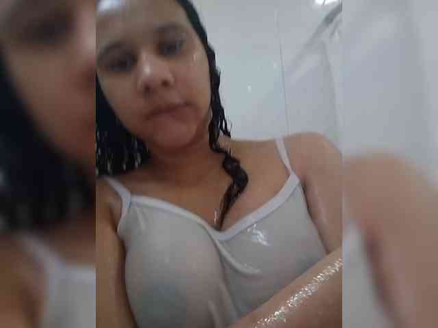 MedusaFoxx webcam