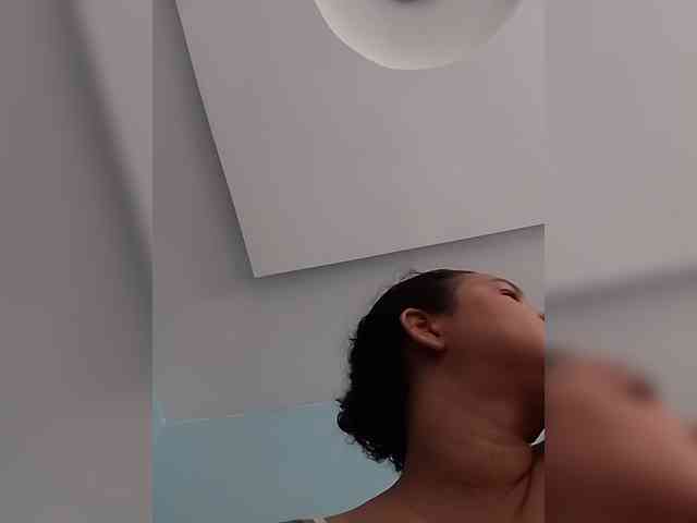MedusaFoxx webcam